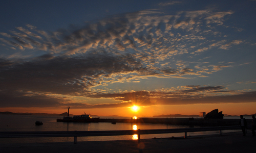 ���ɍu�𺣰��O��Ժ