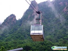 �n��(gu��)���ΈDƬ�����n��(gu��)ѩ��ɽ�|܇(ch��)�DƬ