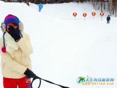 �׌��Ї�(gu��)��ѩ��(ji��)���ļ�ѩ��Ӣ�ە�(hu��)28���^�m(x��)��Ц����