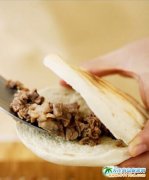 �����ɫ��ʳ���]���D֭��A�x