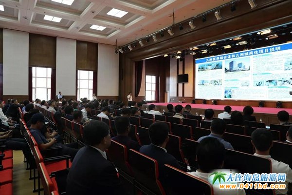 �f������