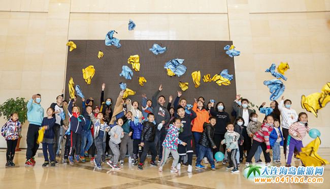 ���B����