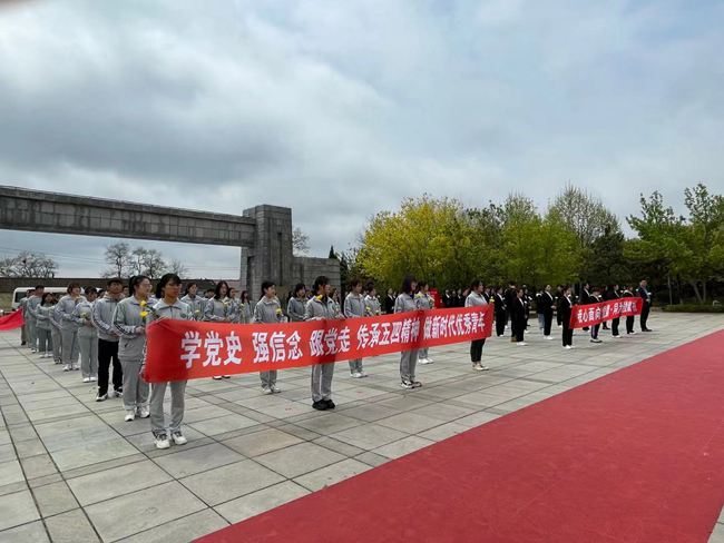 ���B�tɫ����