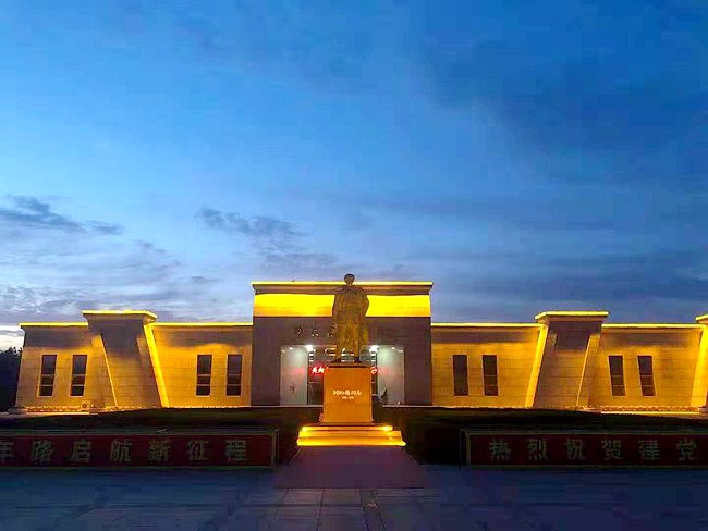 ���B�tɫ���ξ��c