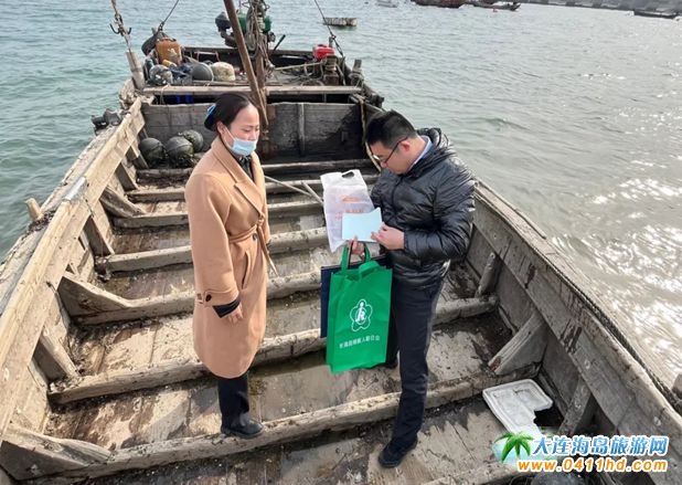 �L����������